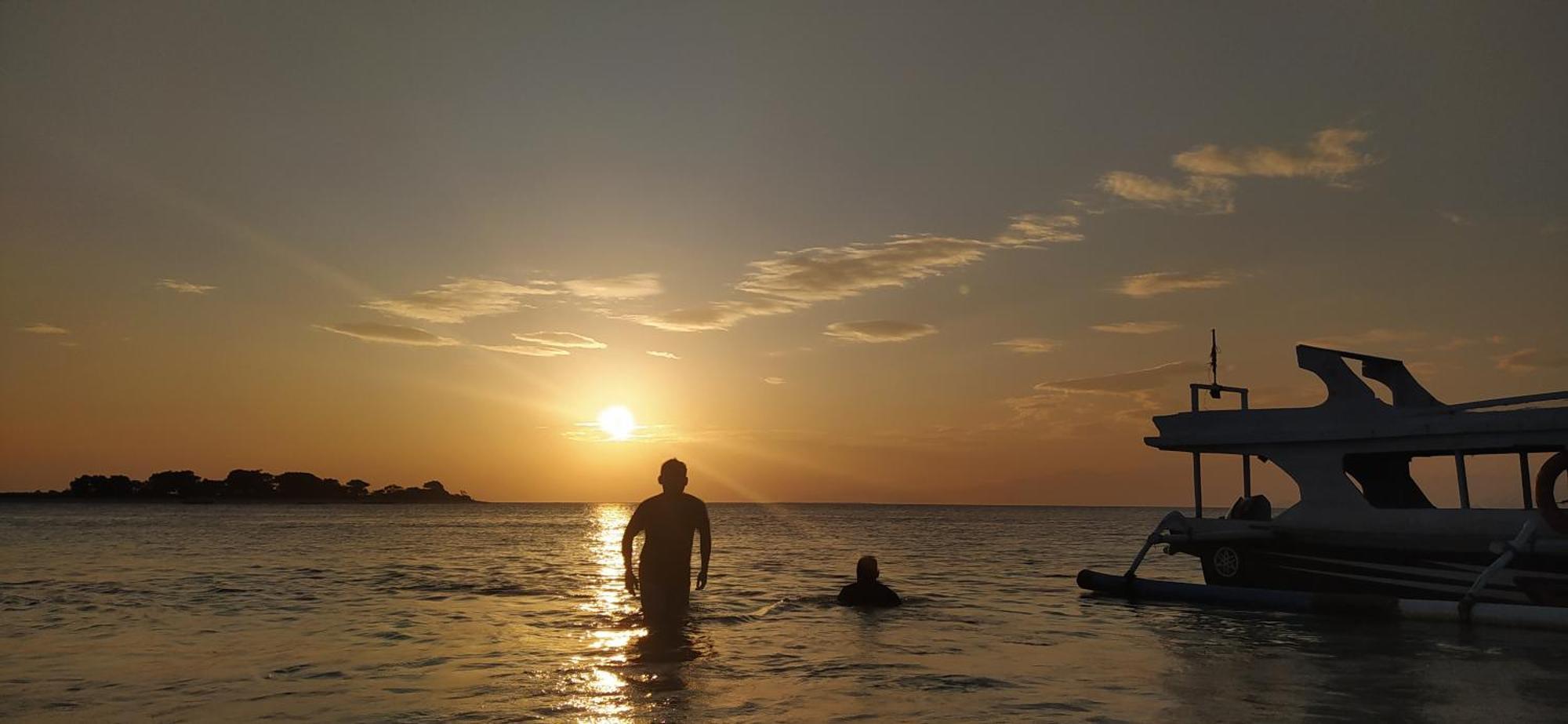 Pondok Wisata Gili Lampu Labuhan Pandan エクステリア 写真